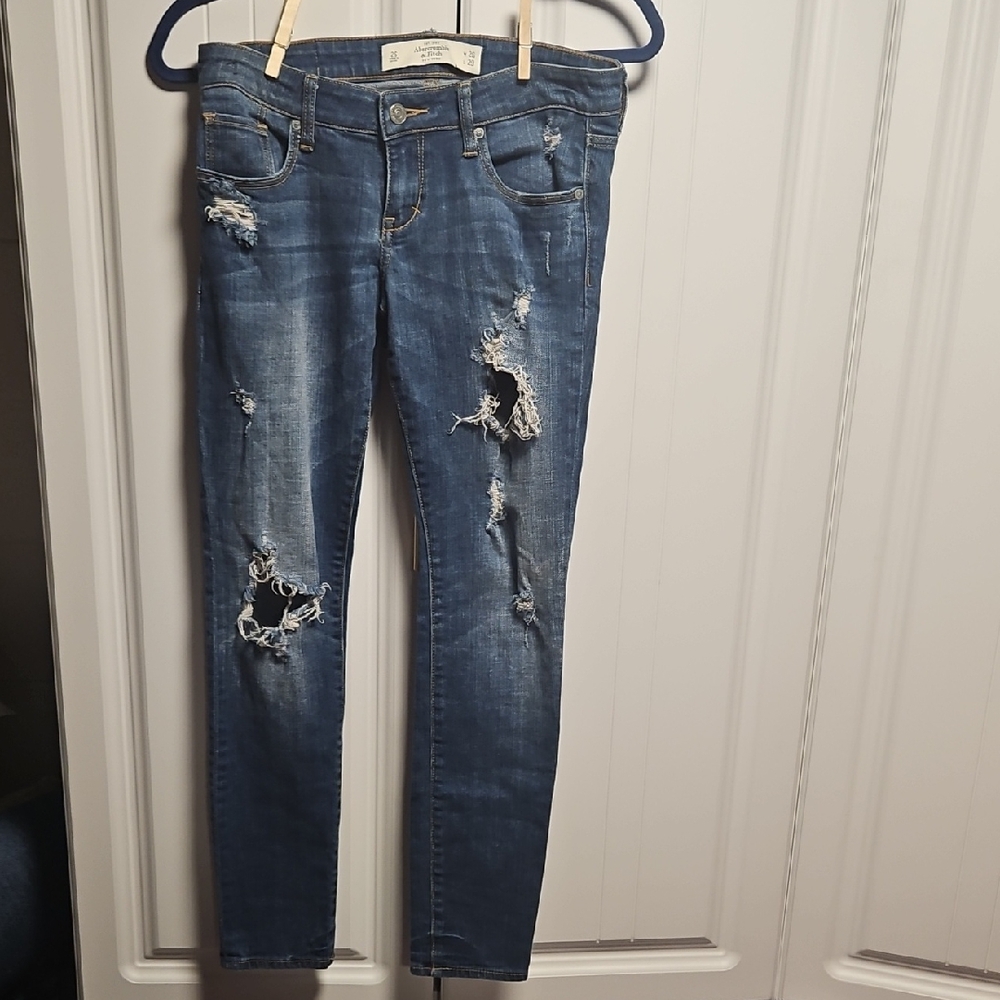 Distressed Abercrombie & Fitch Jeans size 2